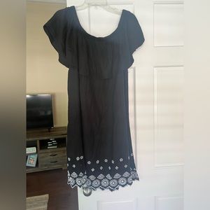 Old Navy embroidered dress